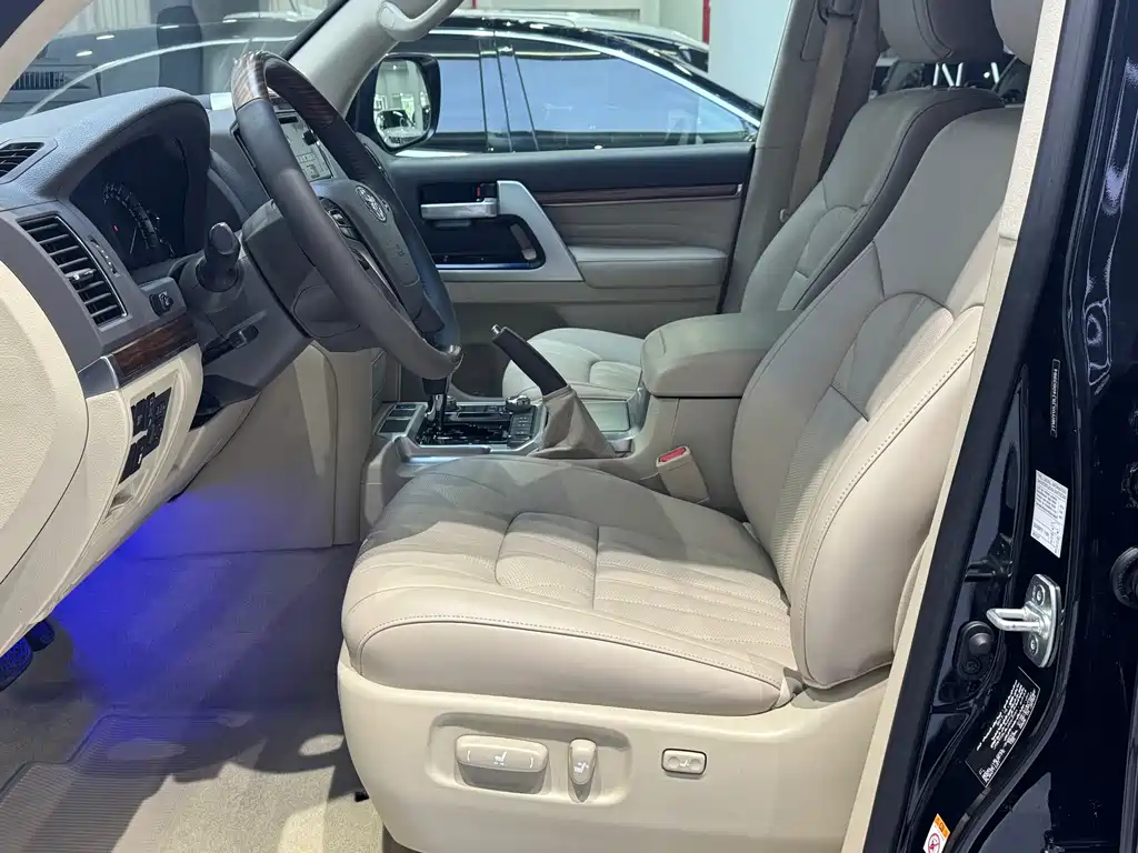 Toyota Land Cruiser — миниатюра 11