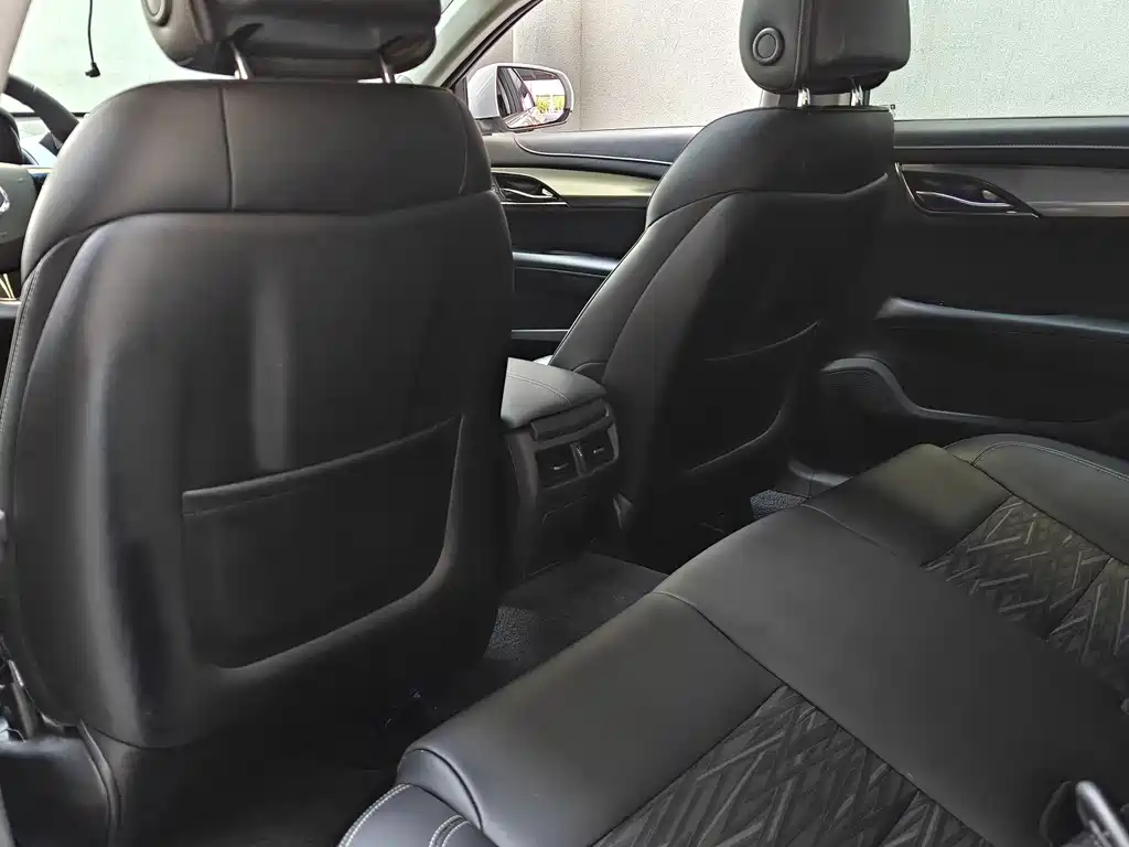 Cadillac ATS-L — миниатюра 6