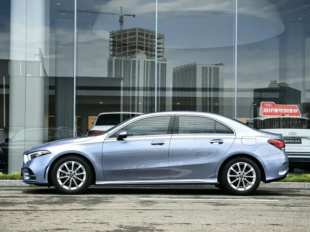 Mercedes-Benz A-Class — миниатюра 3