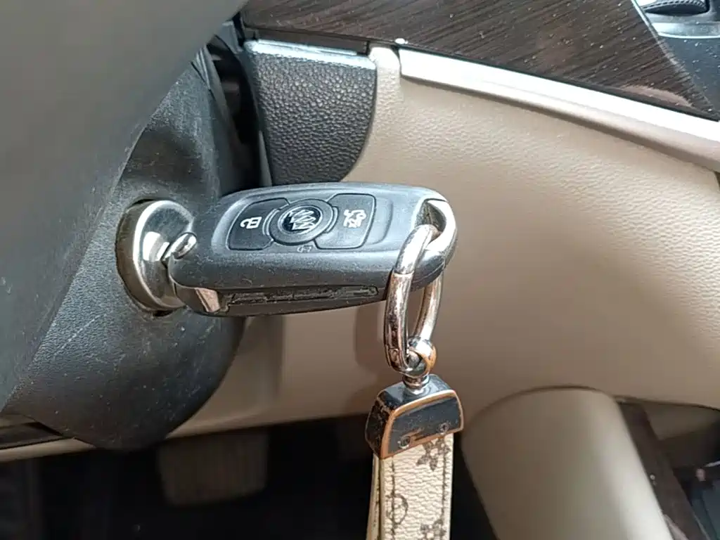 Buick Verano — миниатюра 9