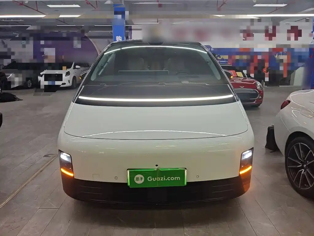 Li Auto Li MEGA — миниатюра 3