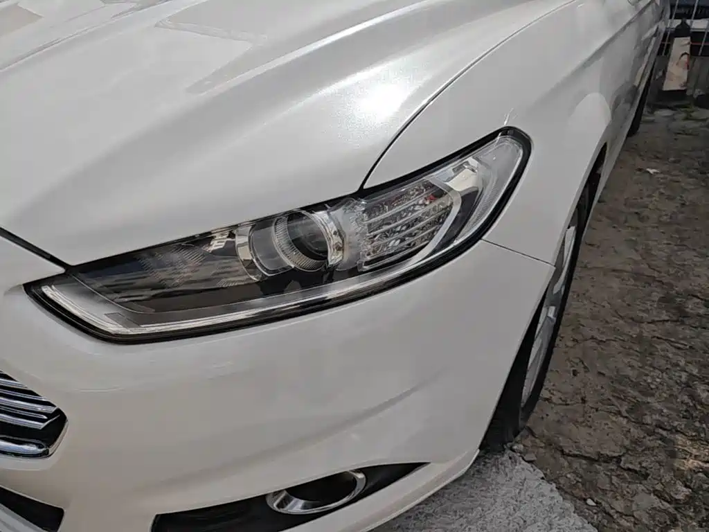 Ford Mondeo — миниатюра 24