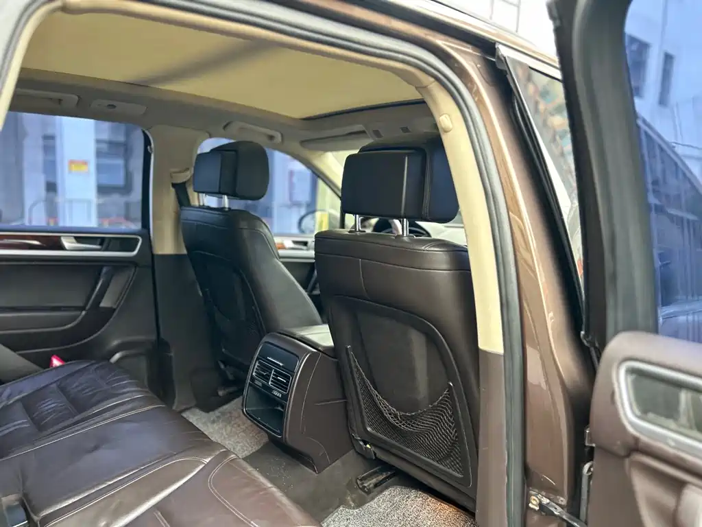 Volkswagen Touareg — миниатюра 27