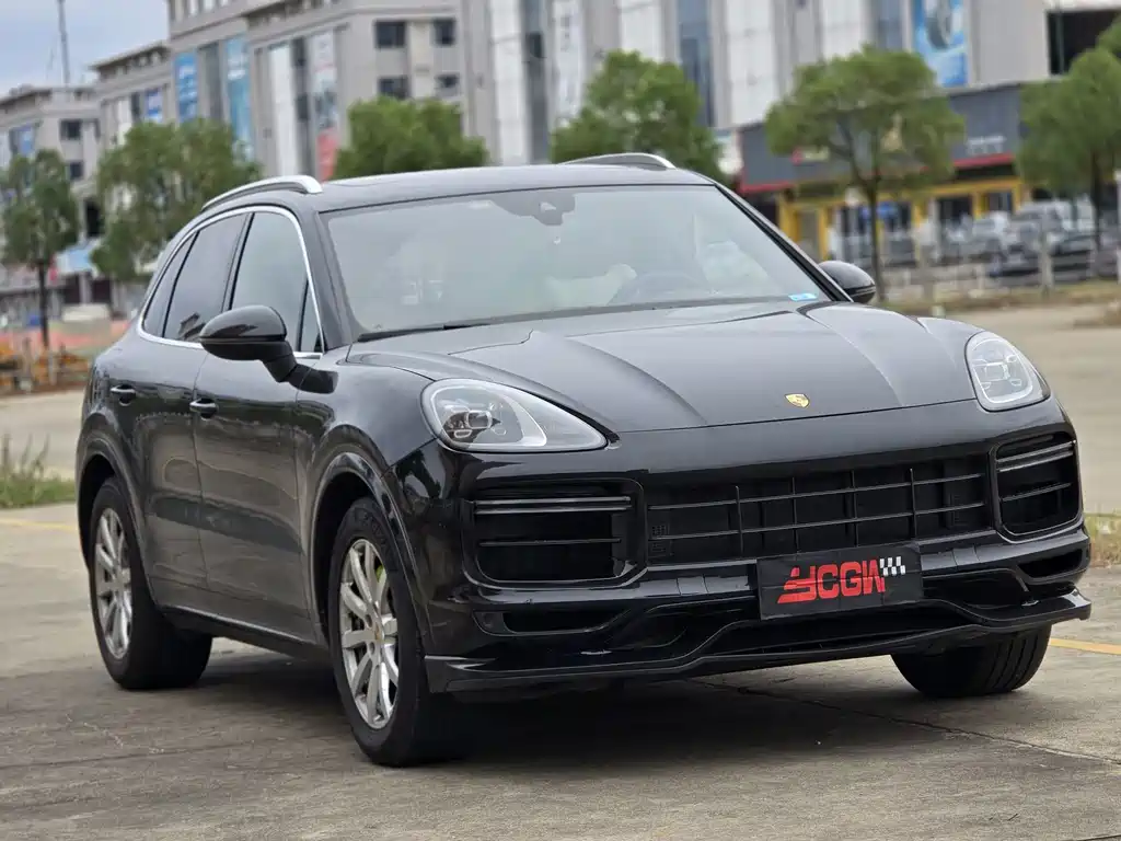 Porsche Cayenne — миниатюра 3