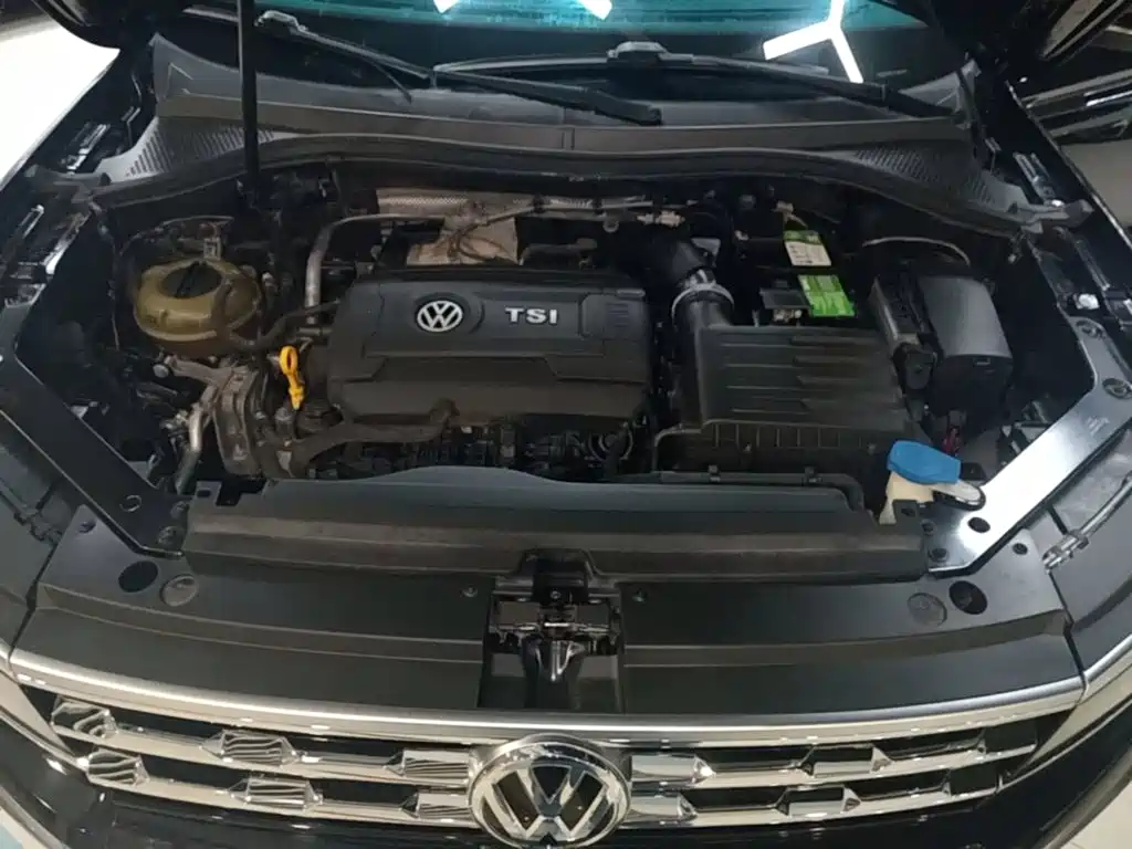 Volkswagen Tiguan L — миниатюра 20