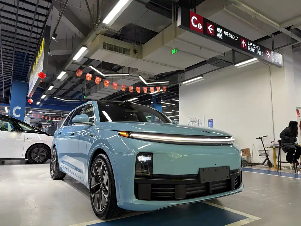 Li Auto IDEAL L7