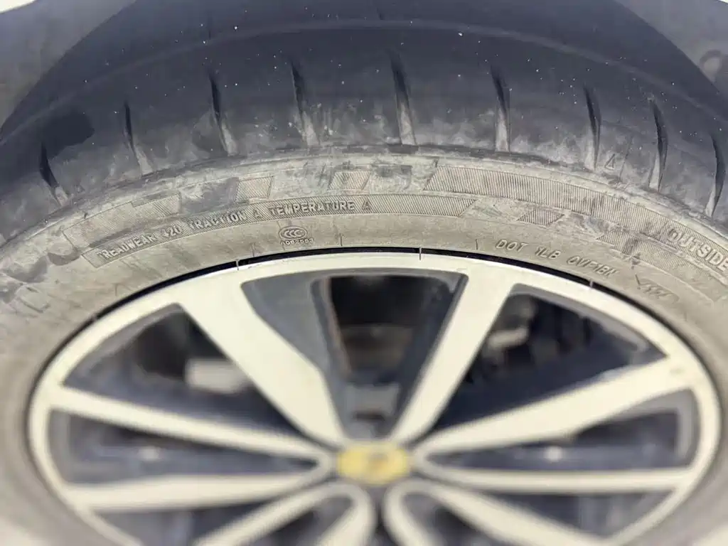 Roewe i6 Classic — миниатюра 25