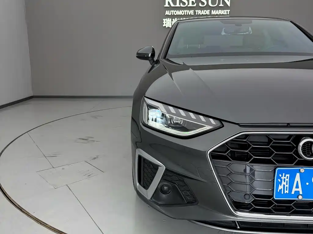 Audi A4L — миниатюра 15