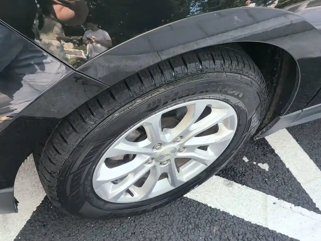 Chevrolet Equinox — миниатюра 5