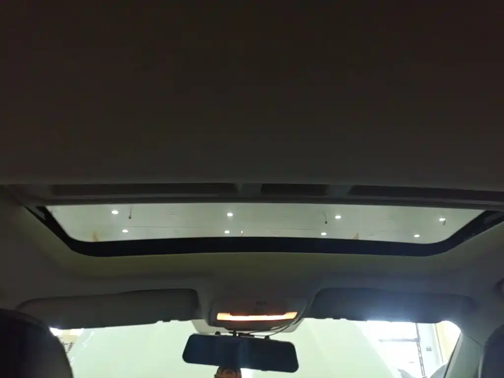 Roewe i5 — миниатюра 18