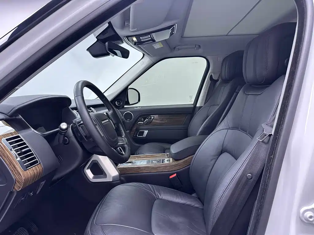 Land Rover Range Rover — миниатюра 6