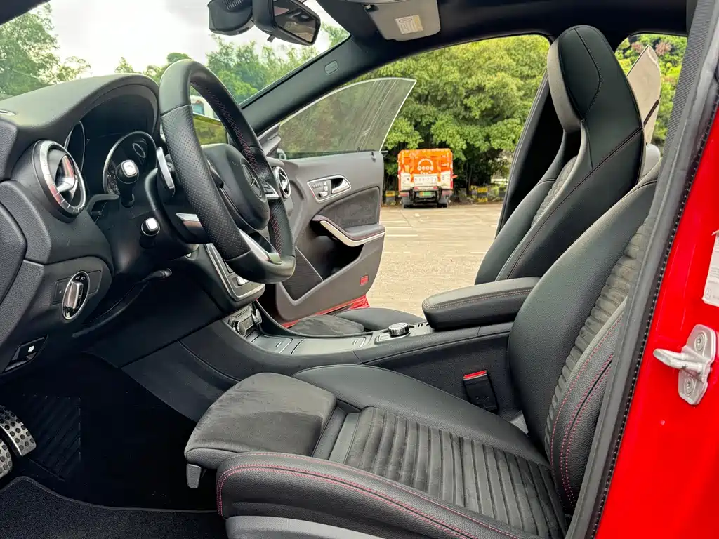 Mercedes-Benz CLA (Import) — миниатюра 9