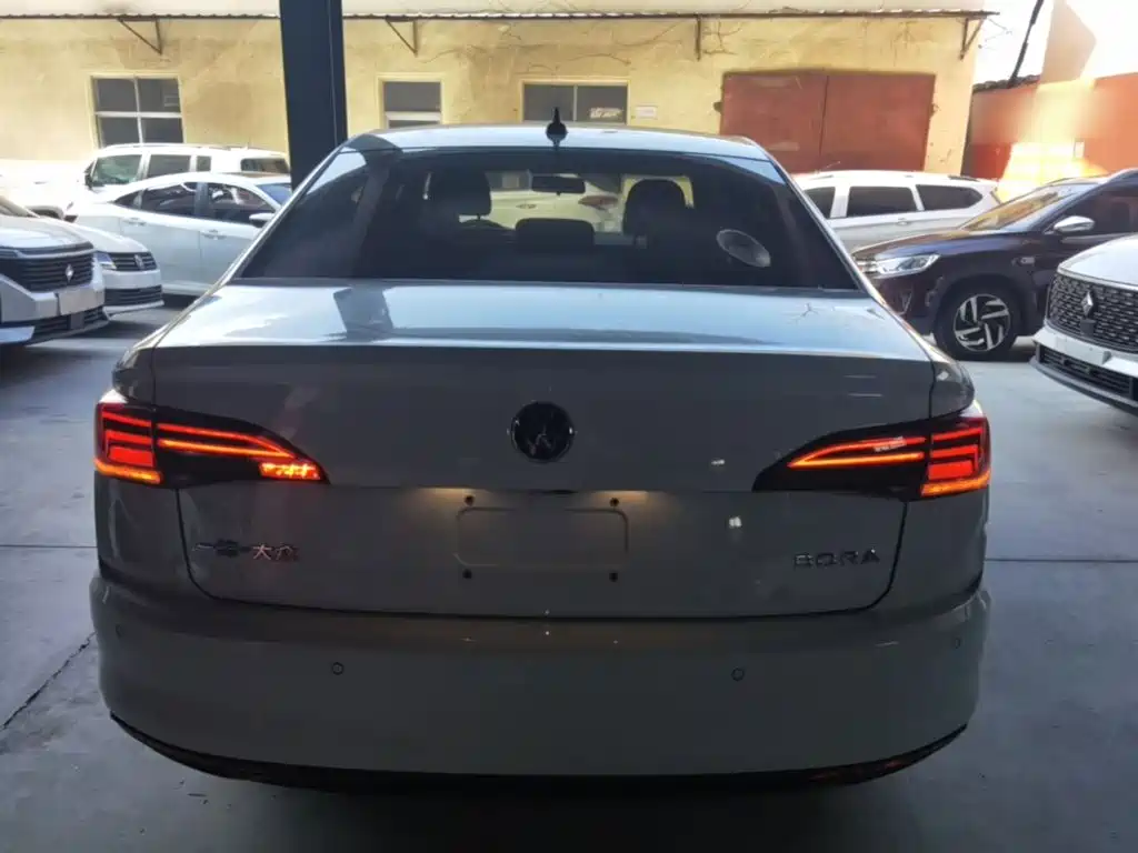Volkswagen Bora — миниатюра 6