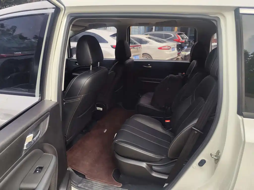 GAC Motor Trumpchi M6 — миниатюра 7