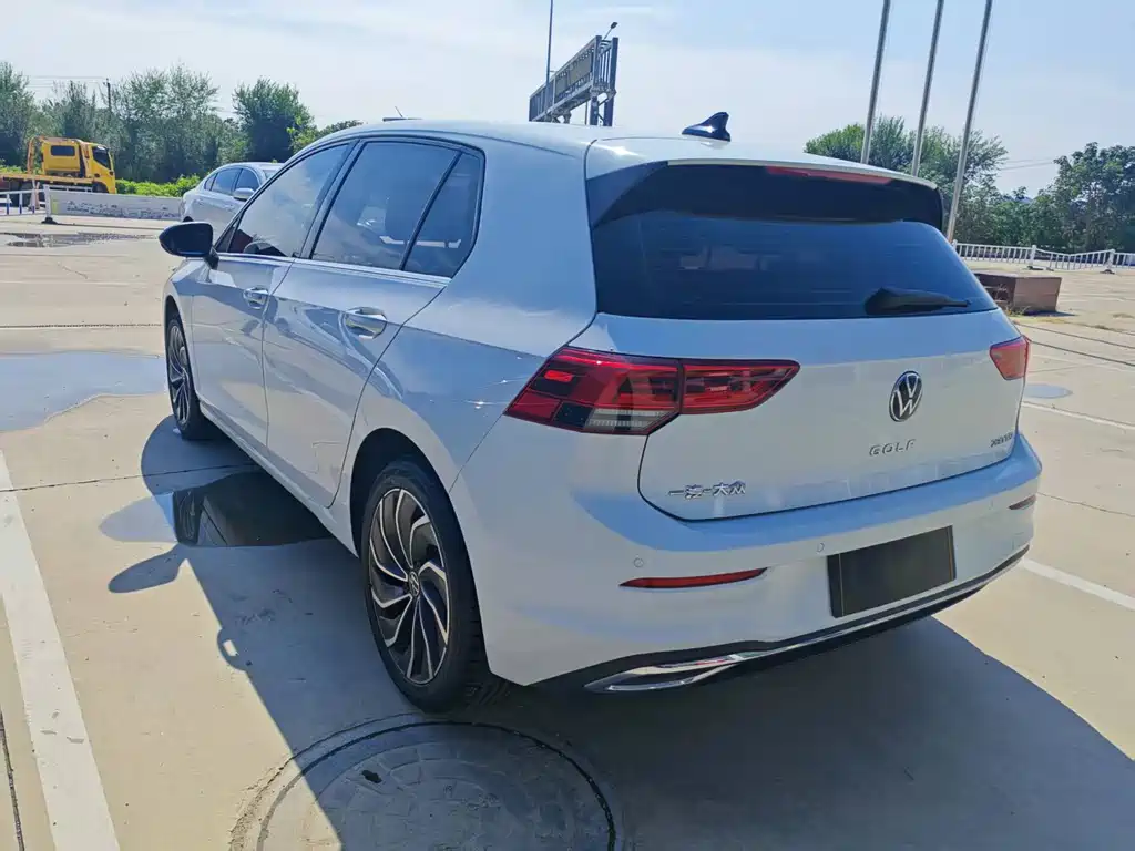 Volkswagen Golf — миниатюра 10