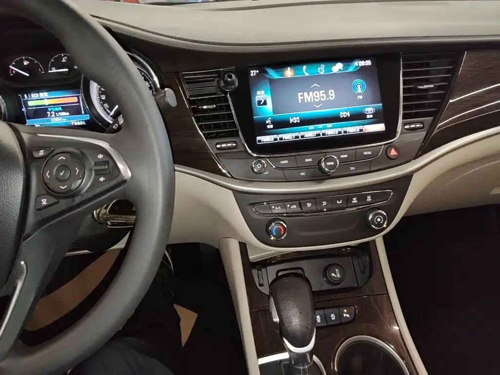 Buick Verano — миниатюра 13