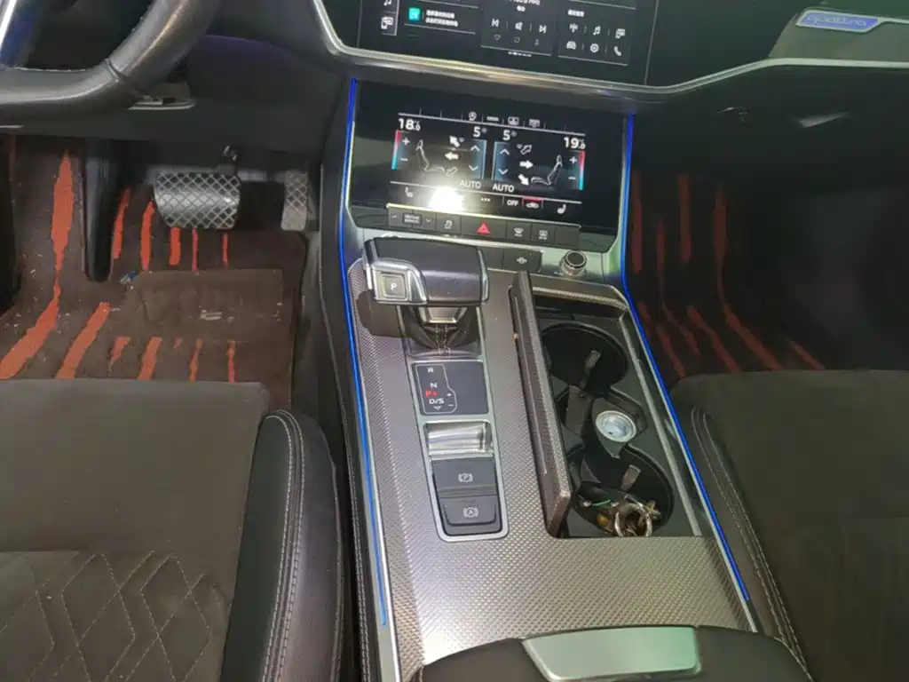 Audi A6L — миниатюра 14