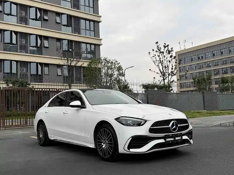 Mercedes-Benz C-Class — миниатюра 3