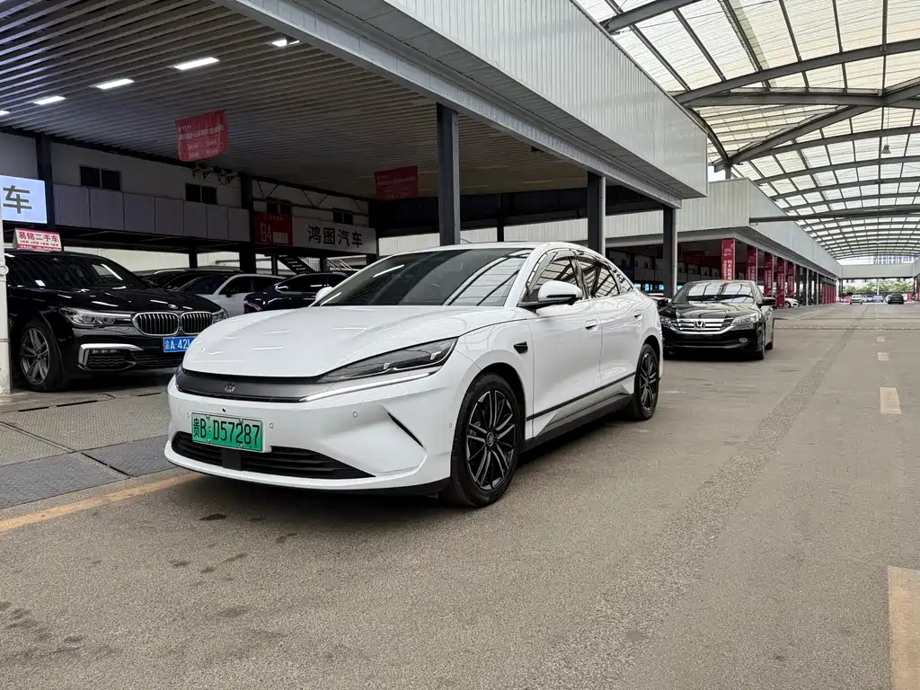 BYD Qin L