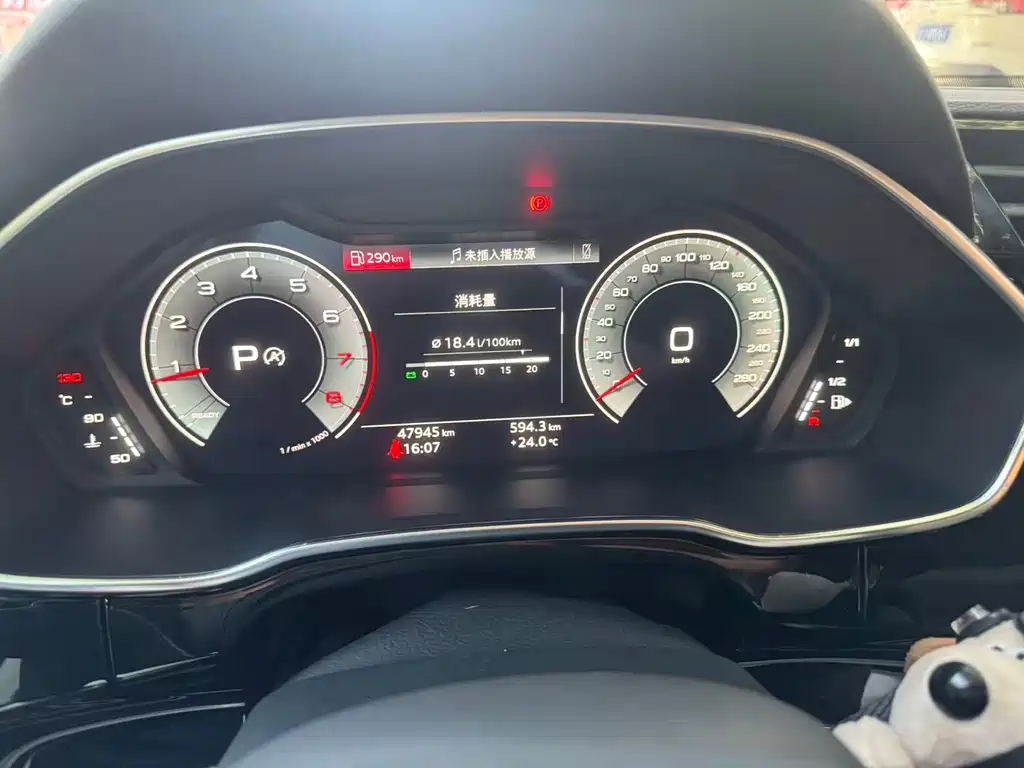 Audi Q3 — миниатюра 10