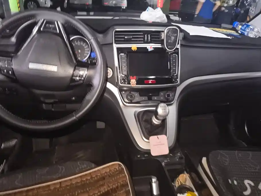 Haval M6 — миниатюра 12