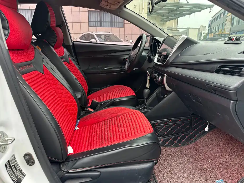 Toyota Yaris L — миниатюра 13