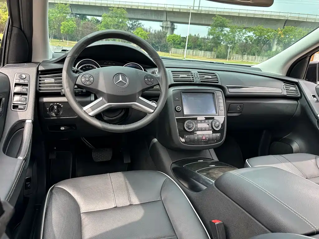 Mercedes-Benz R-Class — миниатюра 26