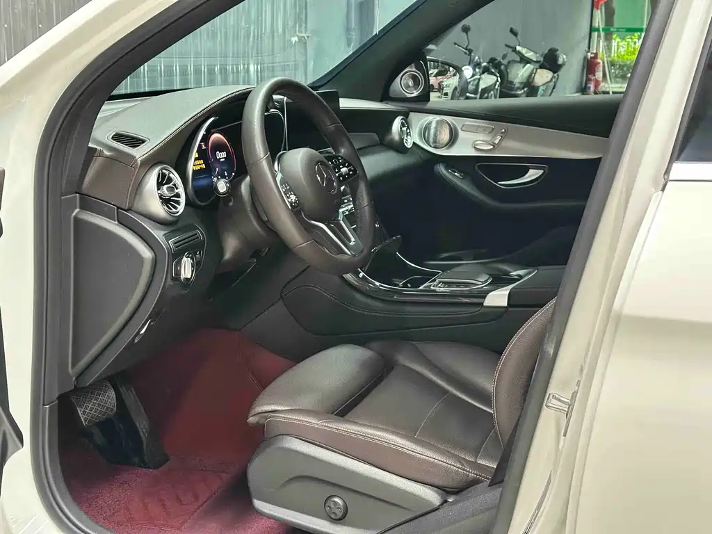 Mercedes-Benz GLC — миниатюра 17