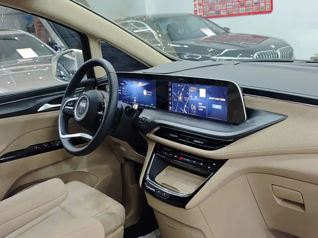 Buick GL8 Hybrid — миниатюра 7