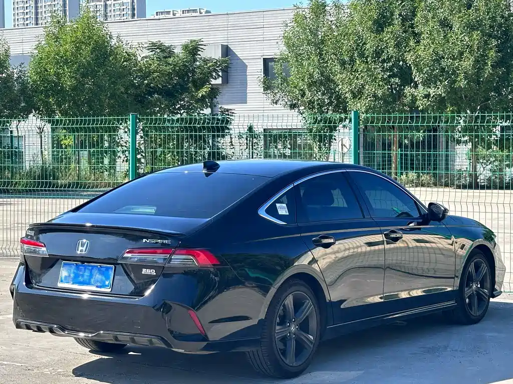 Honda Inspire — миниатюра 9