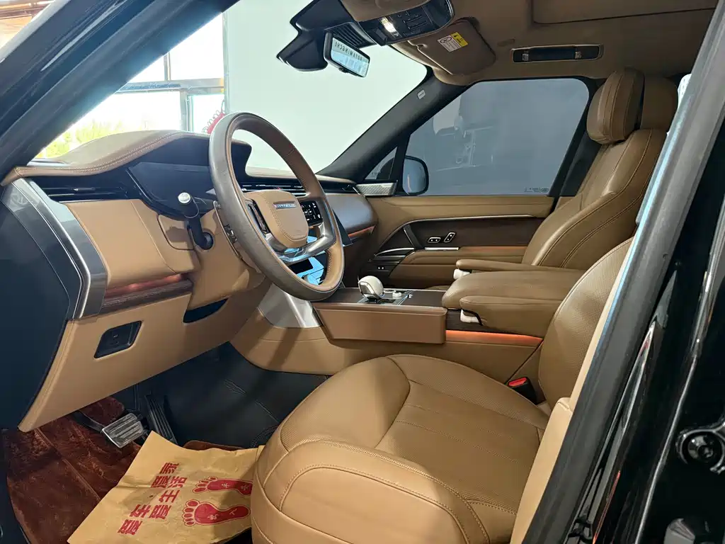 Land Rover Range Rover — миниатюра 7
