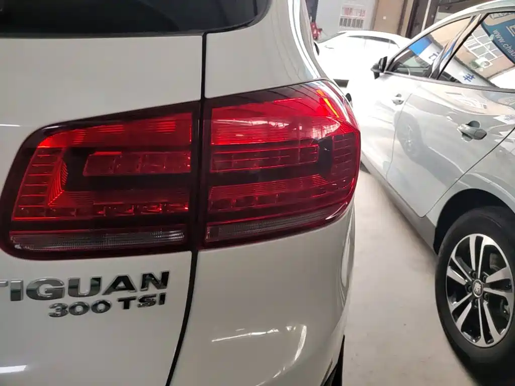 Volkswagen Tiguan — миниатюра 8