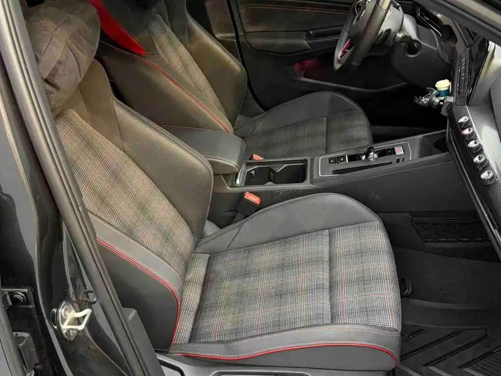 Volkswagen Golf GTI — миниатюра 18