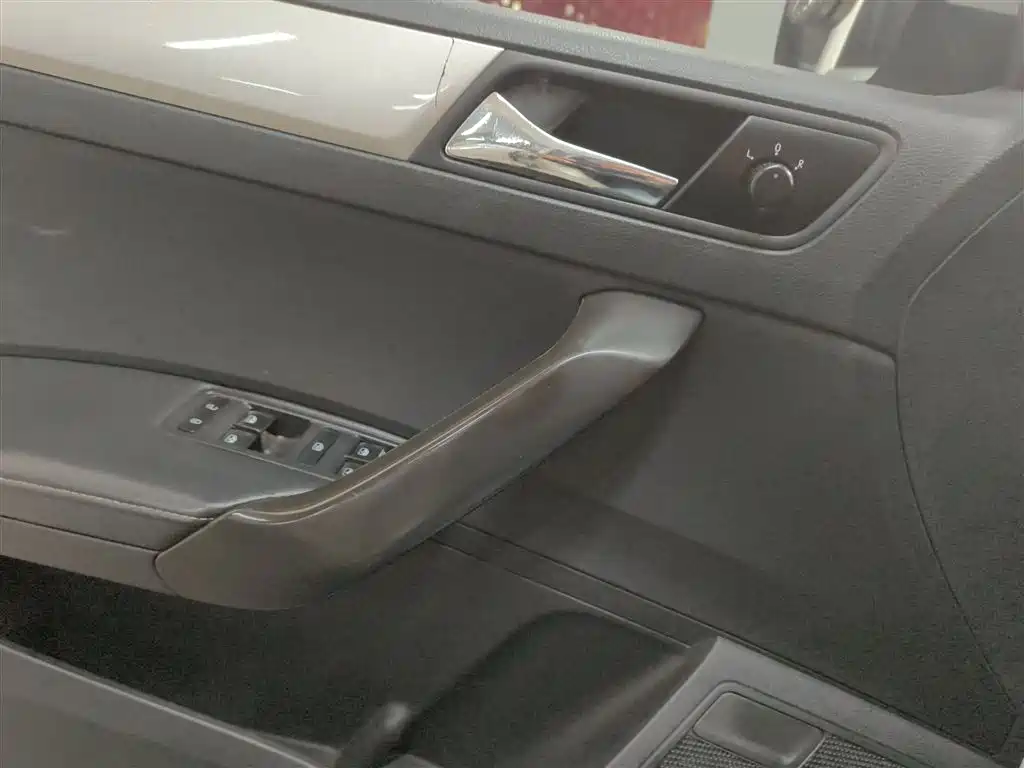 SKODA XINDONG