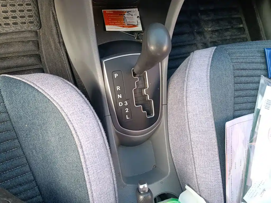 Hyundai Verna — миниатюра 10