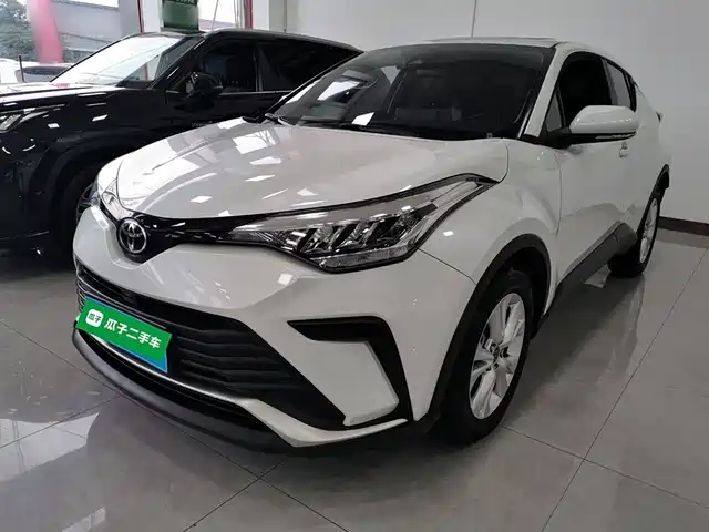 TOYOTA IZOA 2024