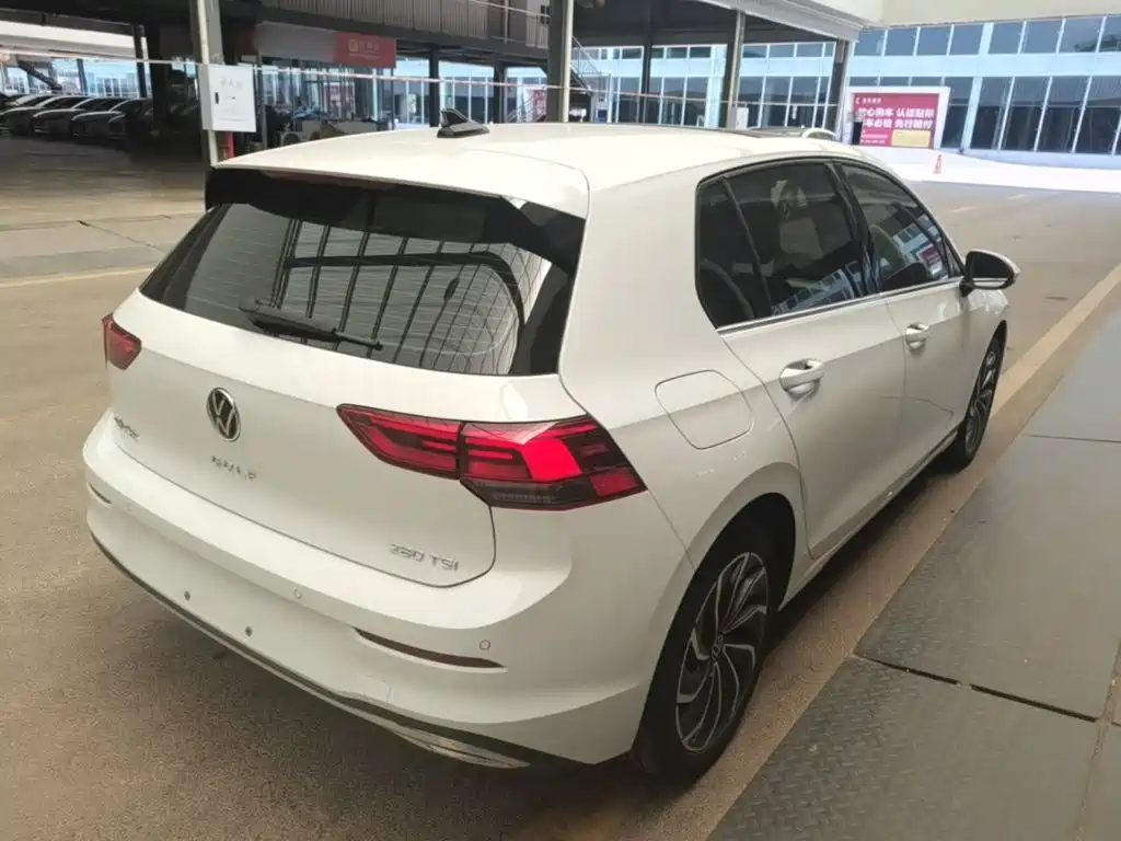 Volkswagen Golf — миниатюра 7