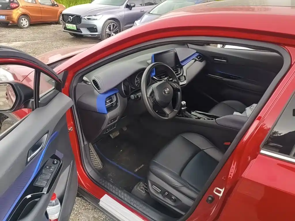 Toyota C-HR — миниатюра 16