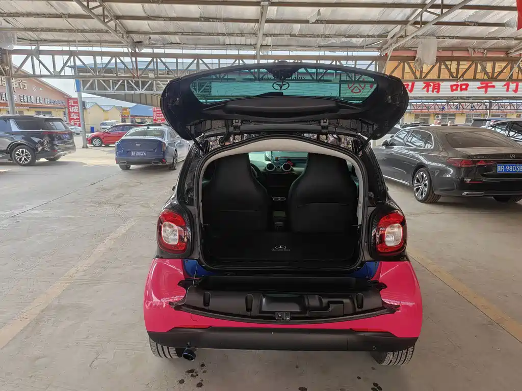 smart Smart Fortwo — миниатюра 9