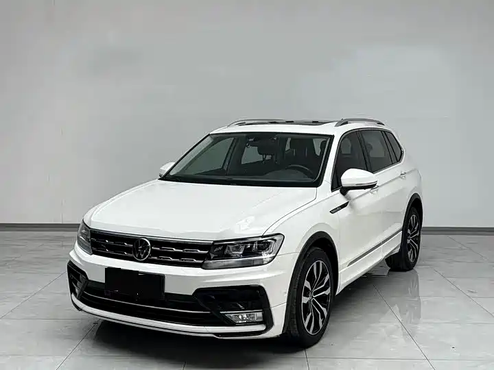 Купить Volkswagen Tiguan L