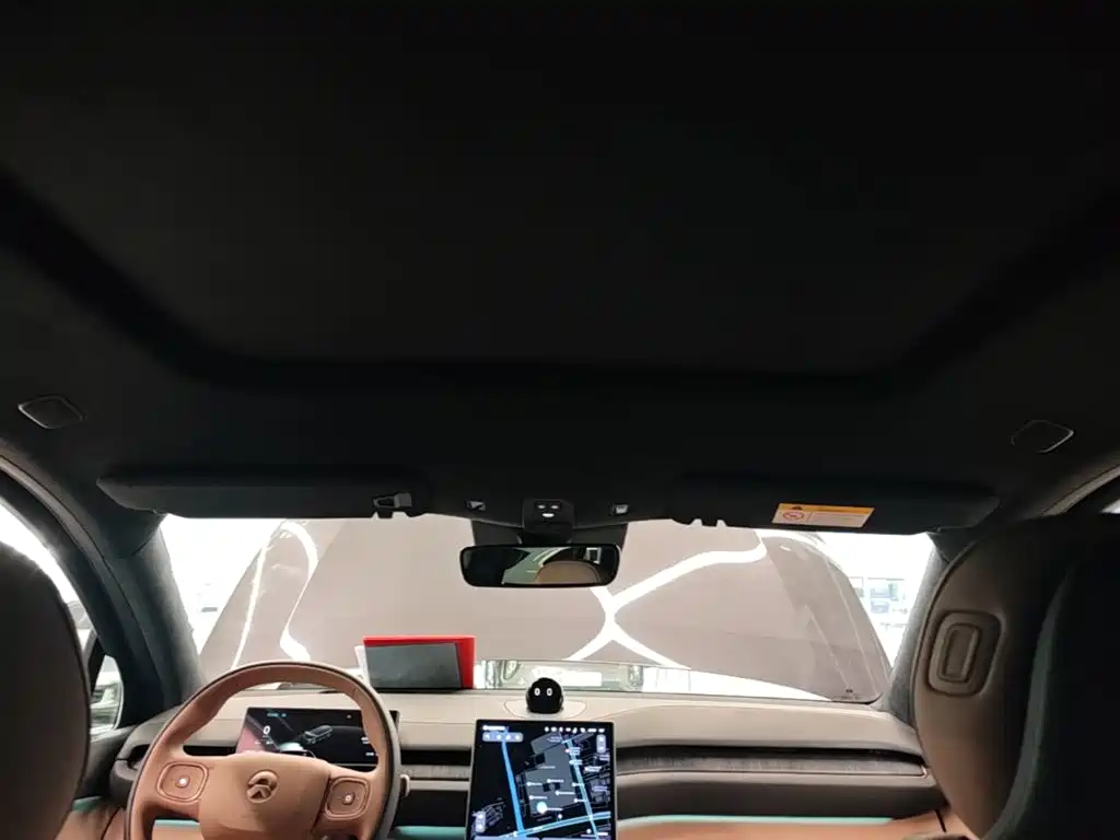 NIO ES6 — миниатюра 18