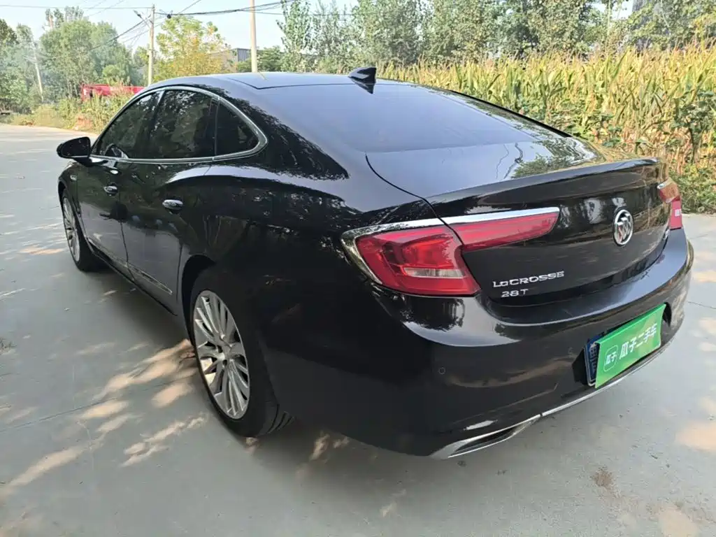 Buick LaCrosse — миниатюра 5