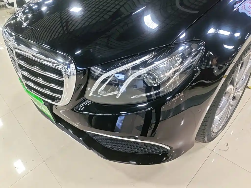 Mercedes-Benz E-Class — миниатюра 24