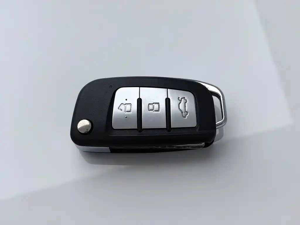Geely Emgrand — миниатюра 19