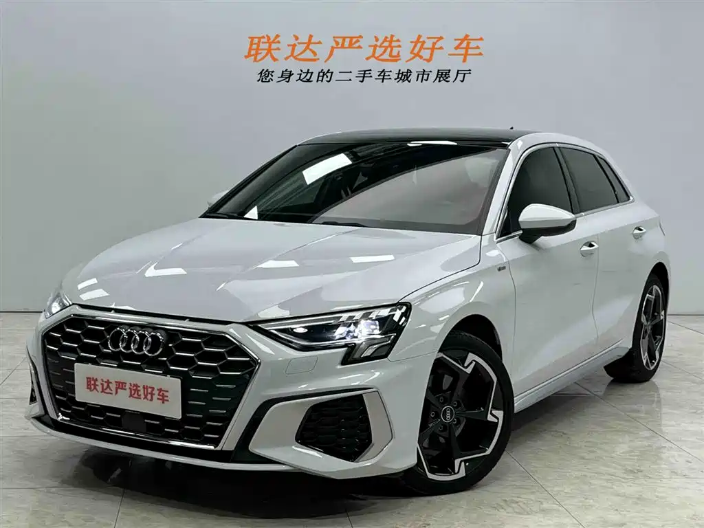 Audi A3 2023 Sportback 35 TFSI Luxury Sport Type