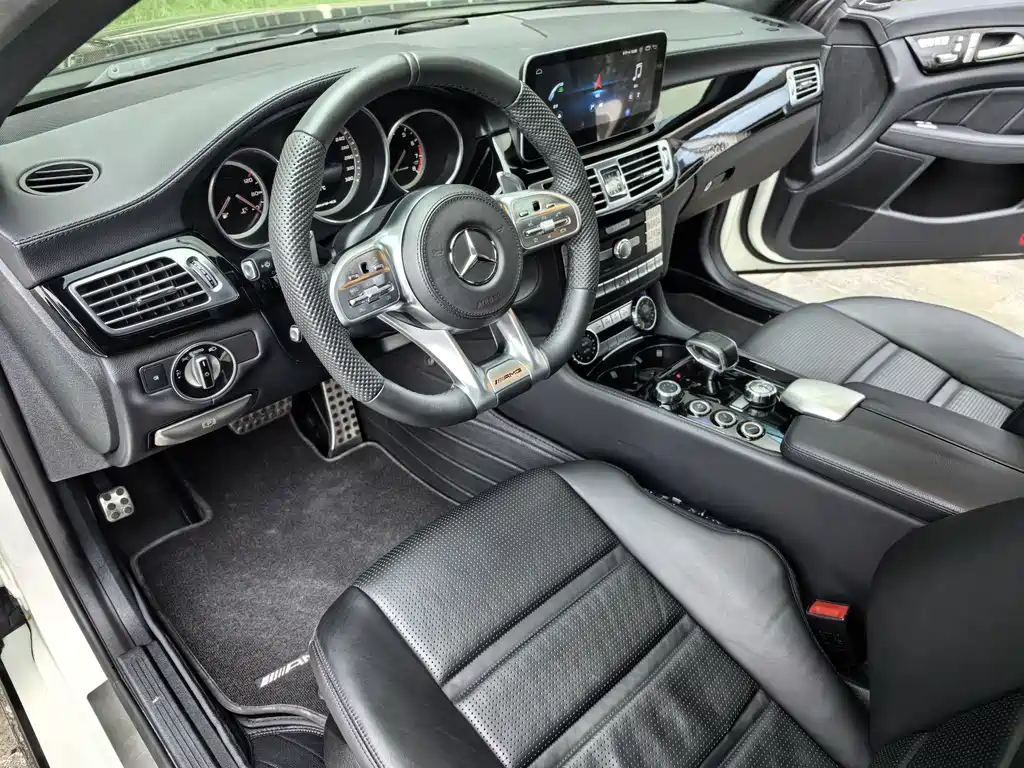Mercedes-Benz CLS A MG 2015 AMG CLS 63 4MATIC