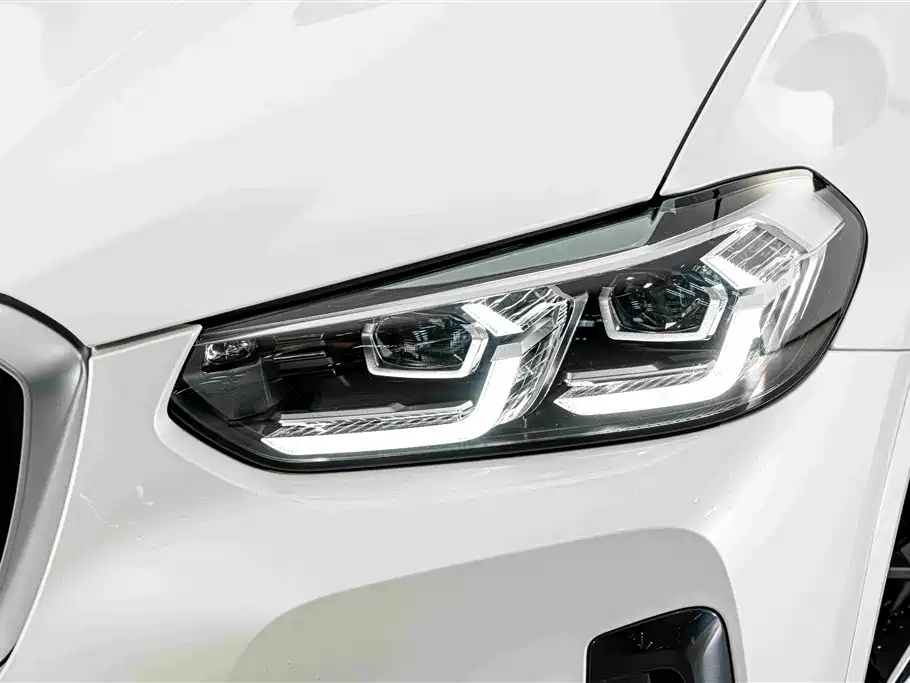 BMW X3 — миниатюра 4