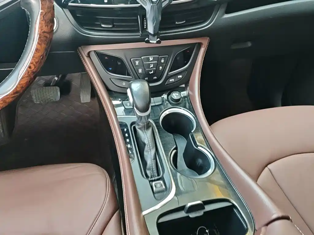 Buick Envision Plus — миниатюра 14