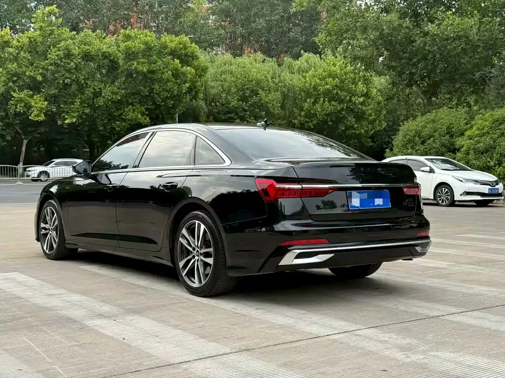 Audi A6L — миниатюра 7