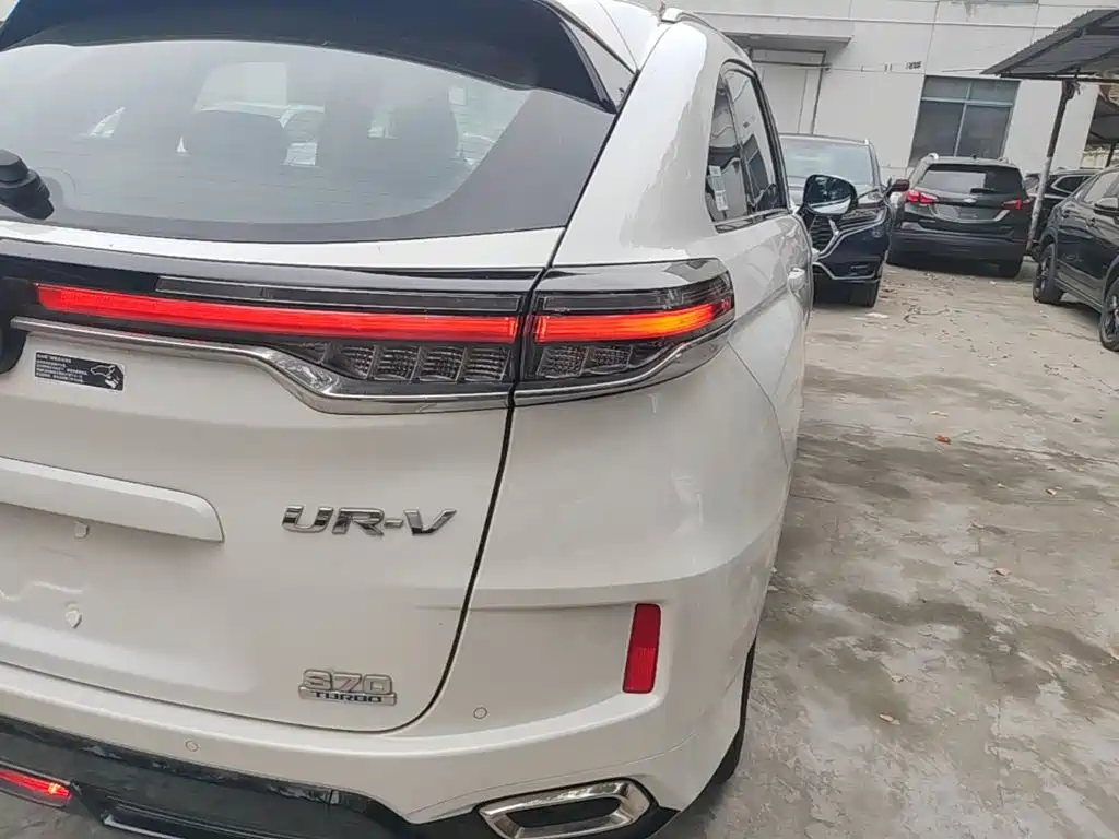 Honda UR-V — миниатюра 8